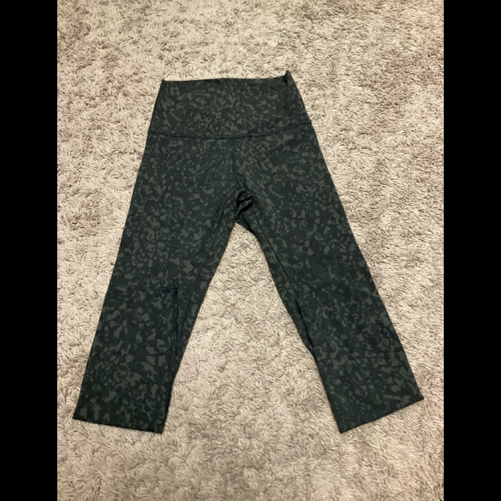 Lululemon Tights Align size 4 7/8 length